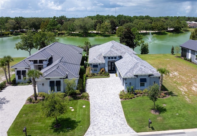 bird's eye view with a water view