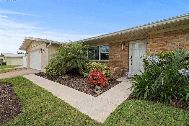 ranch-style house featuring a garage