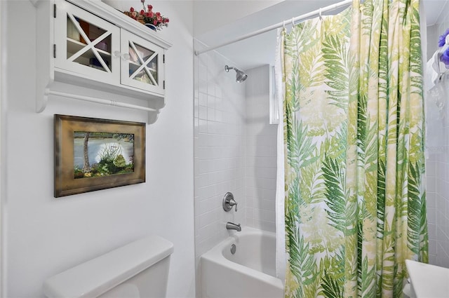 8 Sea Vista Dr, Palm Coast, FL 32137 - full bathroom with toilet and shower / bathtub combination with curtain