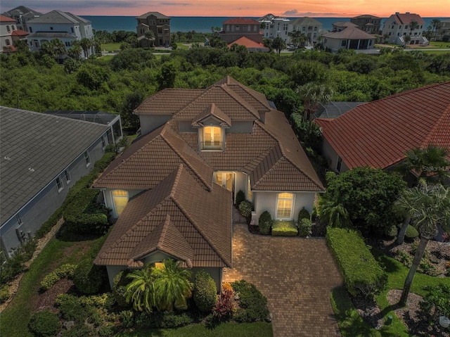 view of aerial view at dusk