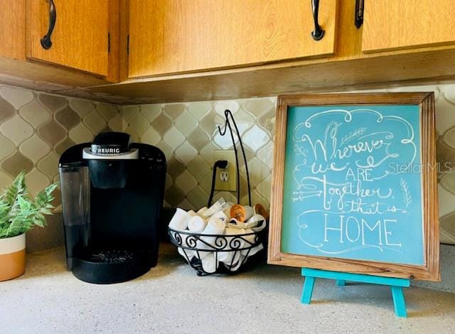 interior details featuring tasteful backsplash