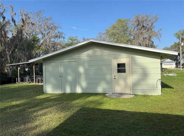 view of outbuilding with an outbuilding