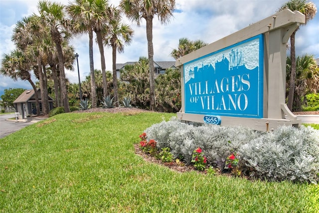 110 Ocean Hollow Ln Unit 101, Saint Augustine, FL 32084 - surrounding community with a lawn