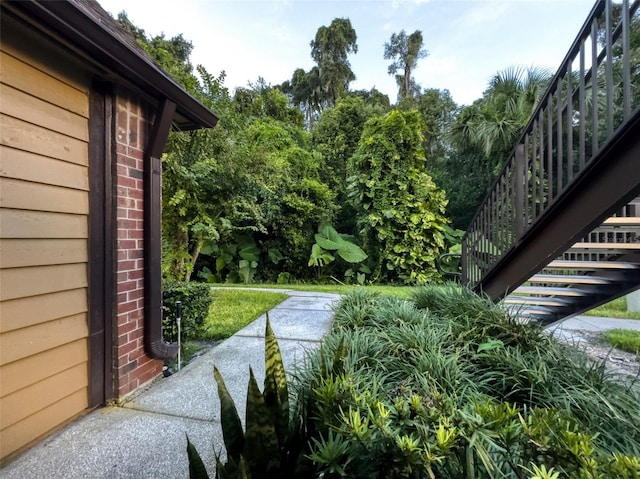 view of yard with a patio