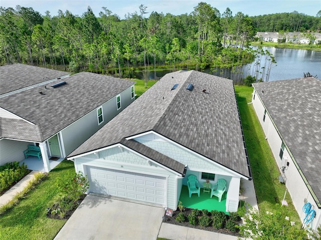 bird's eye view featuring a water view