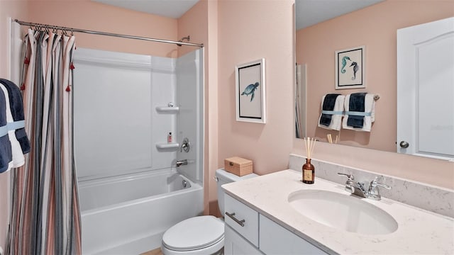 full bathroom with shower / bath combo with shower curtain, vanity, and toilet