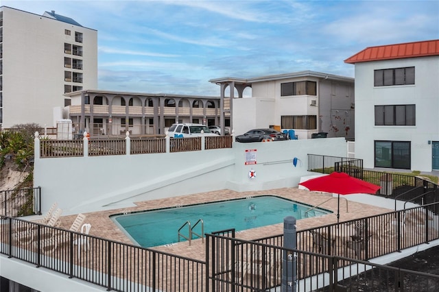 view of swimming pool