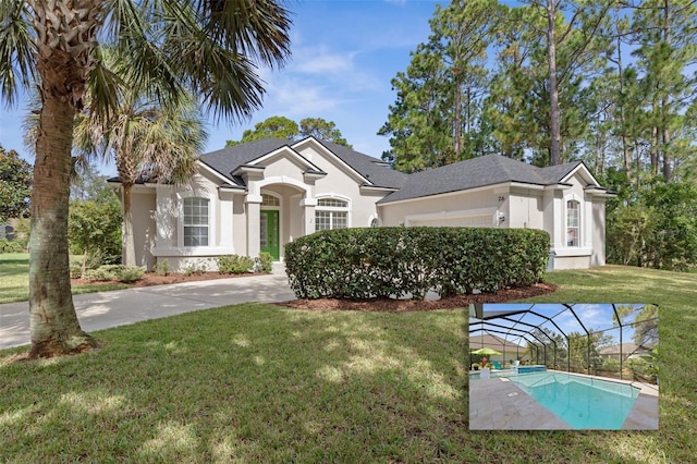 view of front of home featuring a front lawn