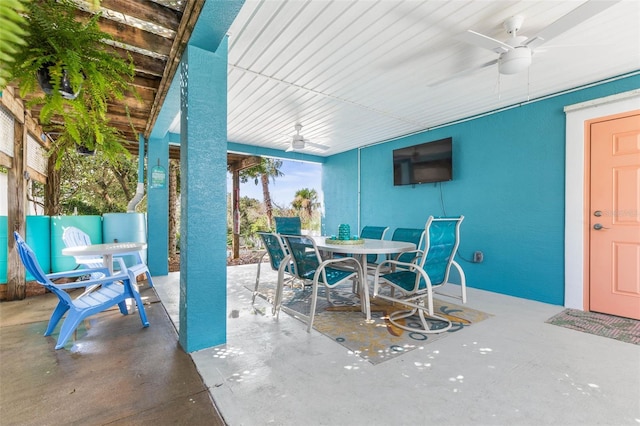 view of patio with ceiling fan