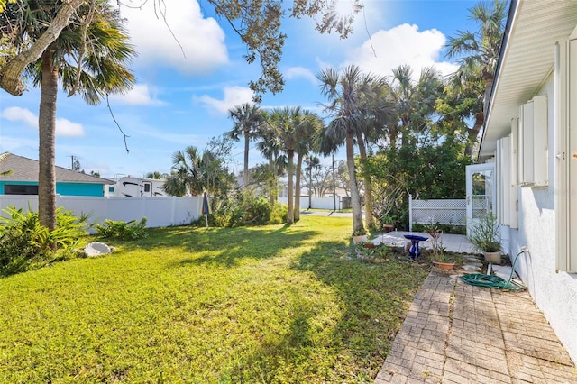 view of yard with a patio