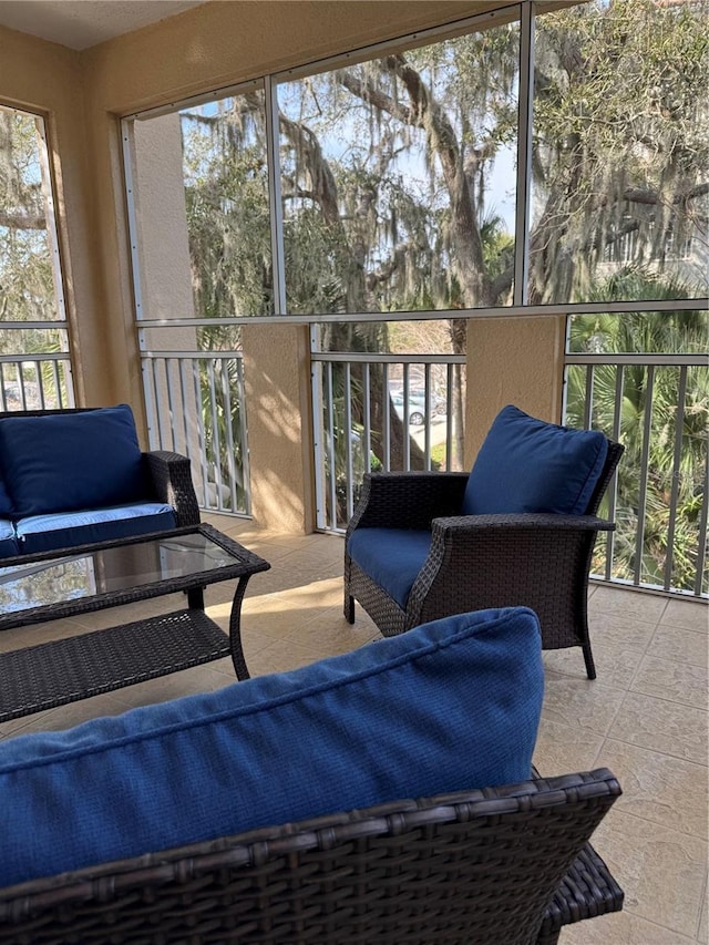 view of sunroom / solarium