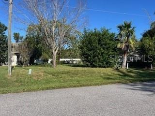 3 Fernmill Ln, Palm Coast, FL 32137