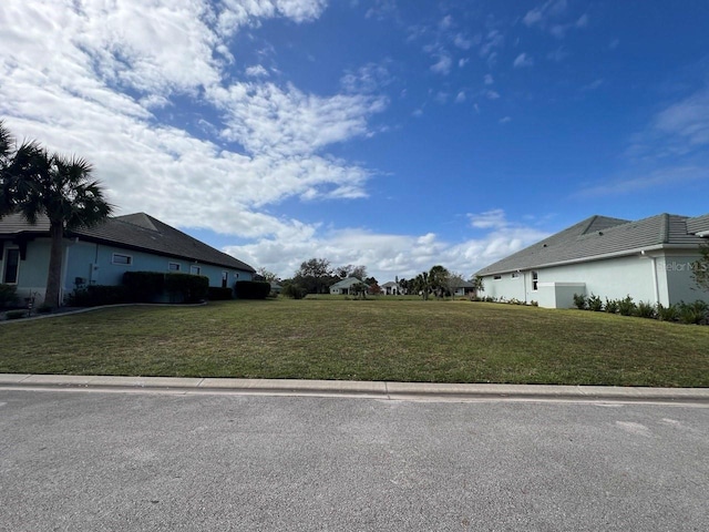 Listing photo 3 for 130 Longview Way N, Palm Coast FL 32137