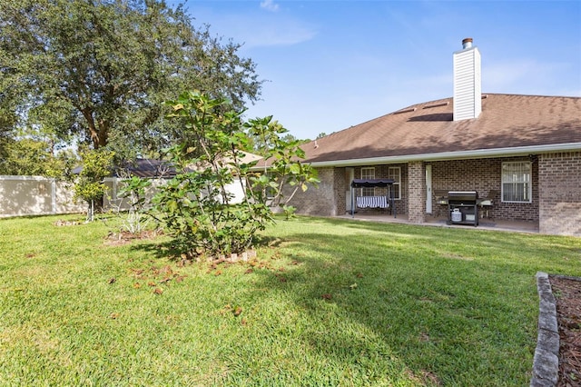 view of yard featuring a patio