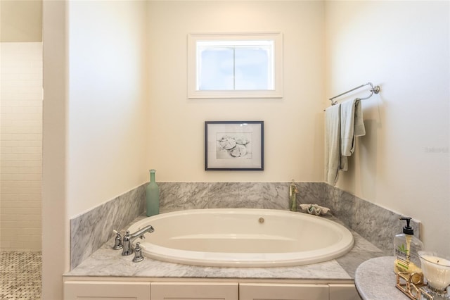 bathroom with a bathtub