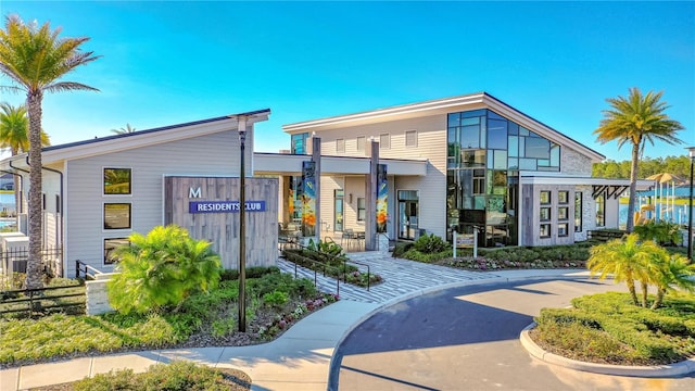 597 Mosaic Blvd, Daytona Beach, FL 32124 - view of building exterior