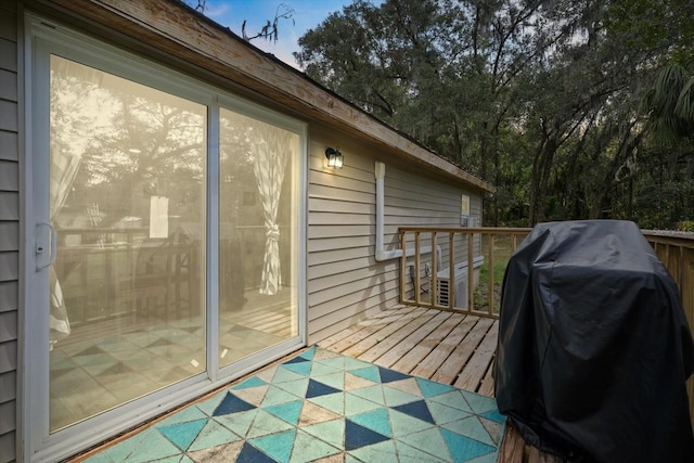 deck with grilling area