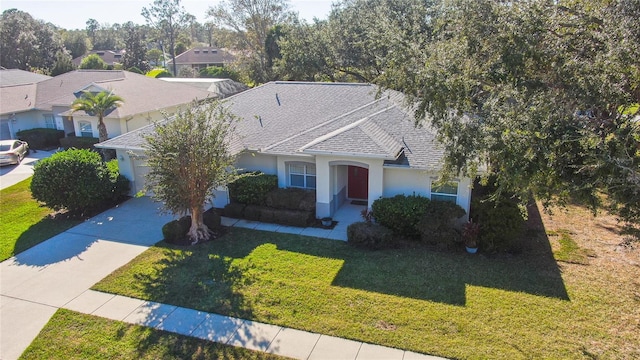 view of front of house with a front lawn