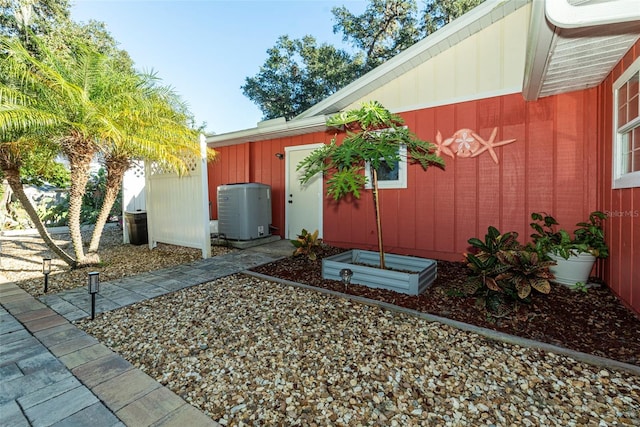 14 Fort Caroline Ln, Palm Coast, FL 32137 - view of home's exterior