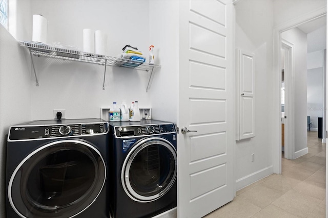 laundry area featuring washer and clothes dryer