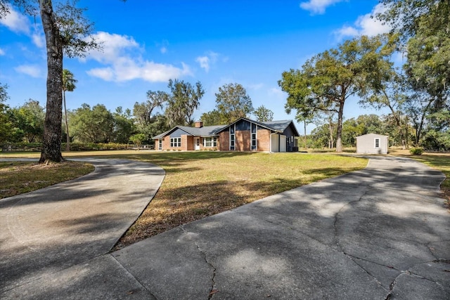 view of front of property with a front lawn