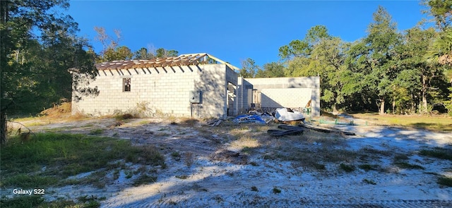 view of property exterior