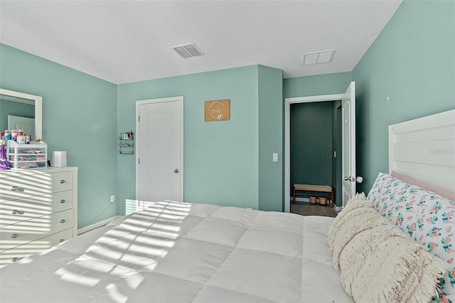 bedroom featuring a closet