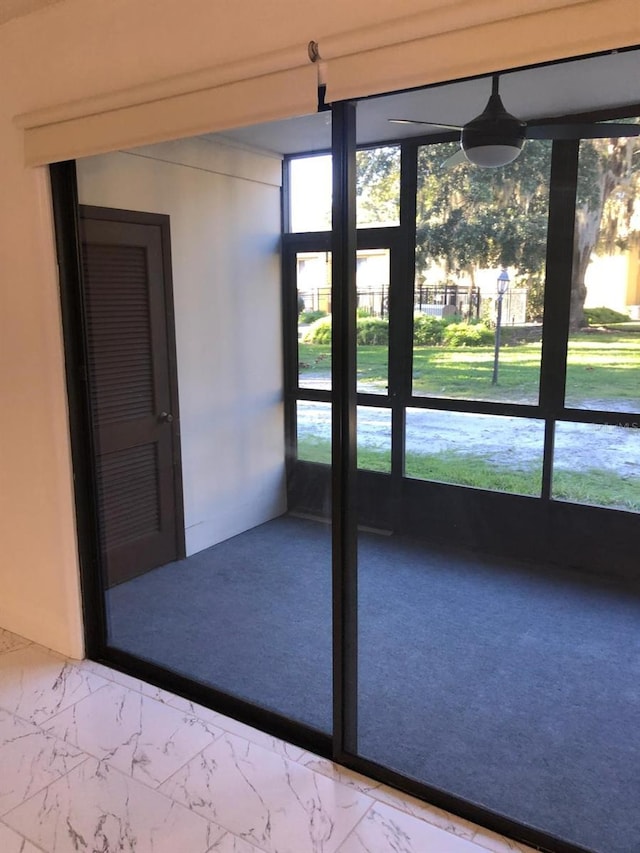 entryway featuring carpet