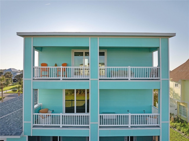 view of rear view of house