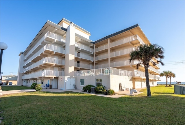 view of building exterior with cooling unit