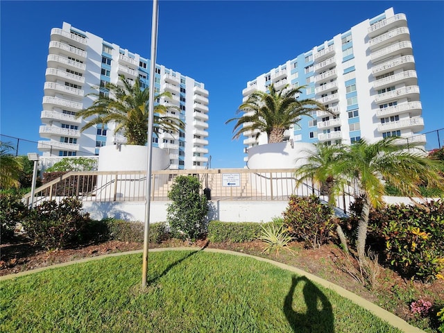 935 N Halifax Ave Unit 602, Daytona Beach, FL 32118 - view of building exterior