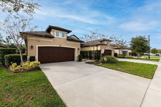 view of front of home featuring a front yard