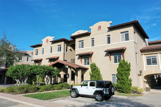 view of mediterranean / spanish house