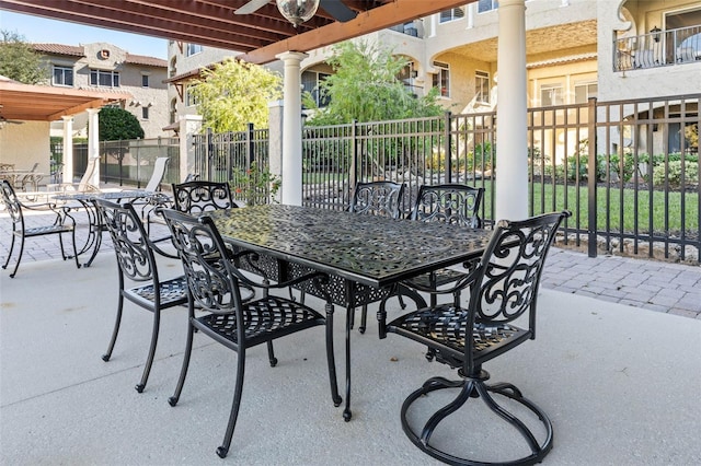 view of patio with ceiling fan