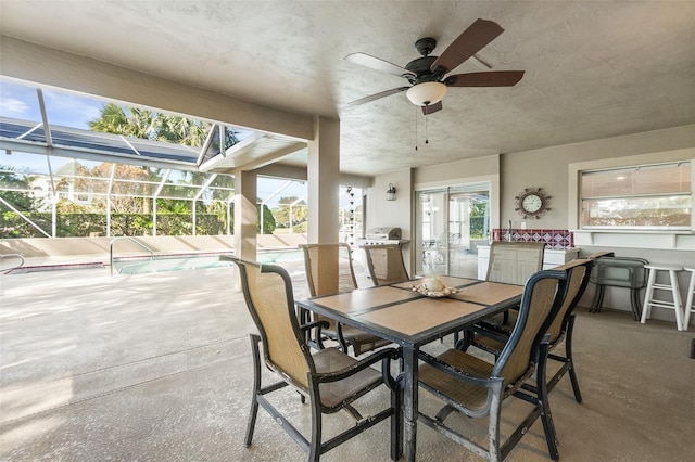 dining area with ceiling fan