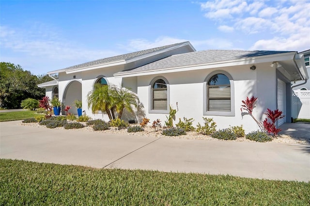 view of mediterranean / spanish-style home