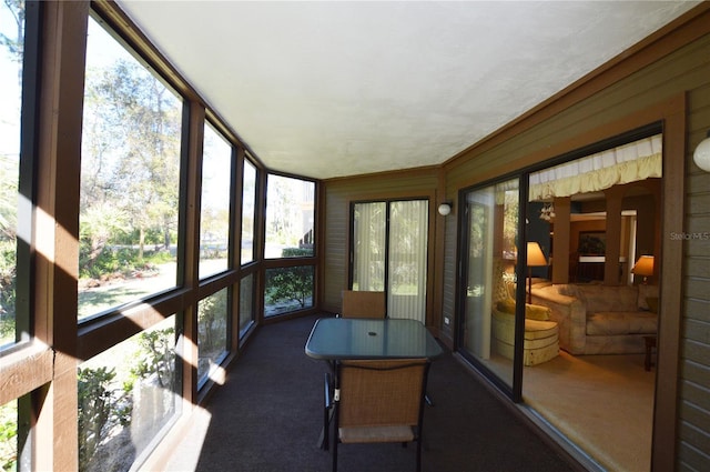 view of sunroom / solarium