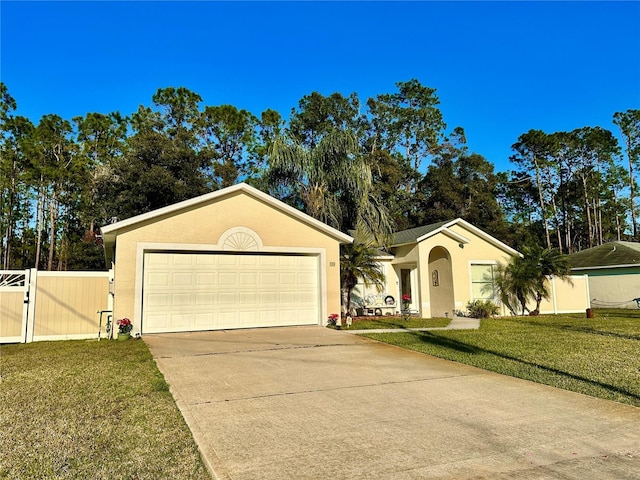 single story home featuring a front yard