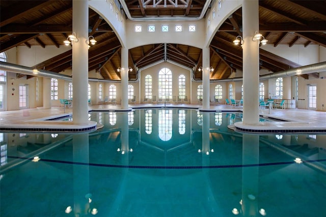 view of swimming pool