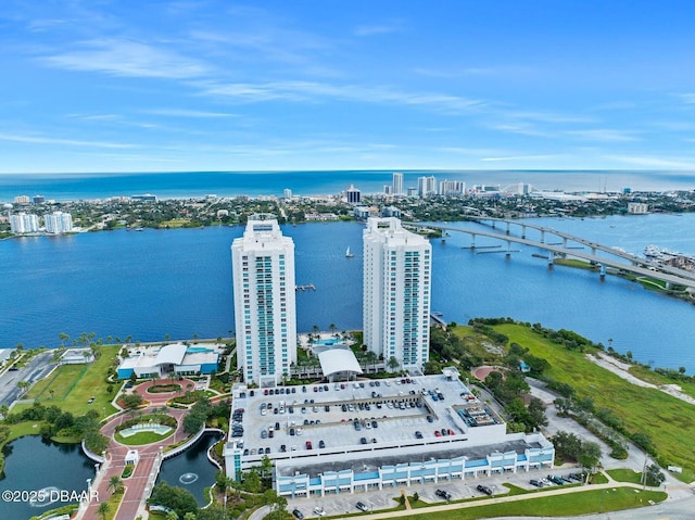 bird's eye view with a water view