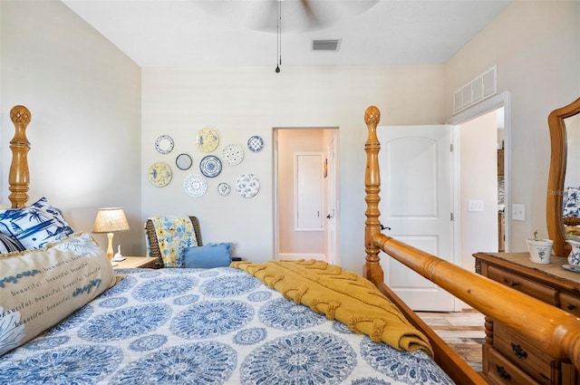 bedroom featuring ceiling fan