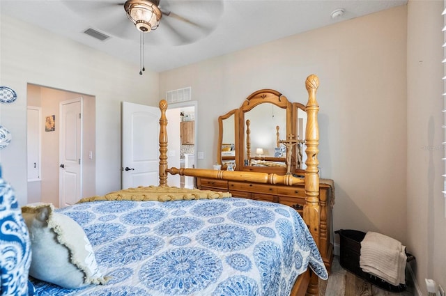 bedroom featuring ceiling fan