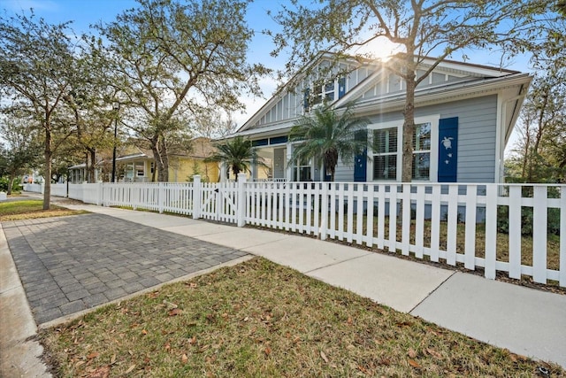 view of front of property