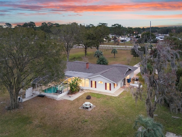 view of aerial view at dusk