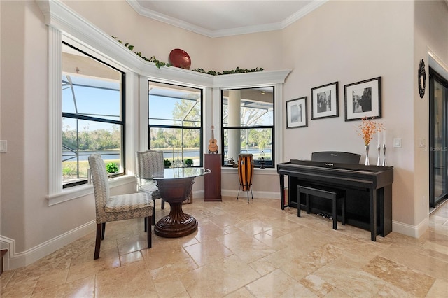 sitting room with crown molding