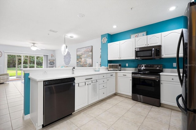 kitchen featuring black appliances, white cabinetry, hanging light fixtures, kitchen peninsula, and ceiling fan