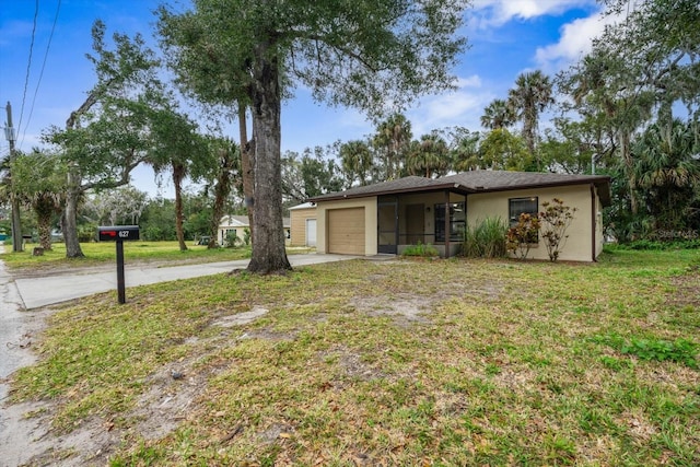 view of yard featuring a garage