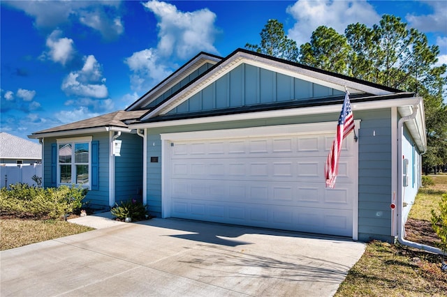 view of front of home featuring a garage