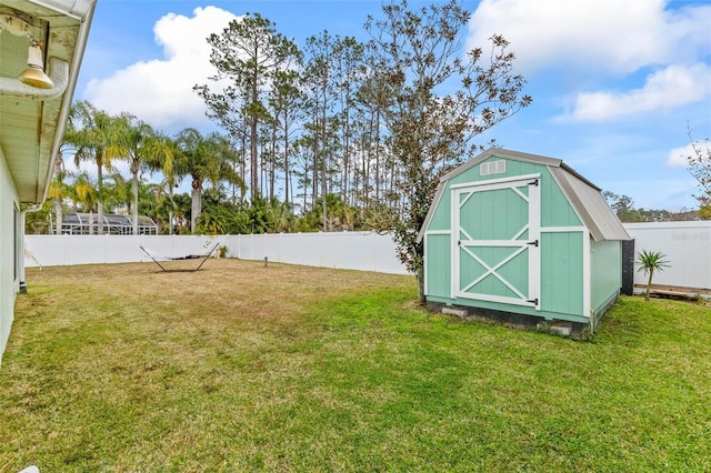 view of yard with a shed