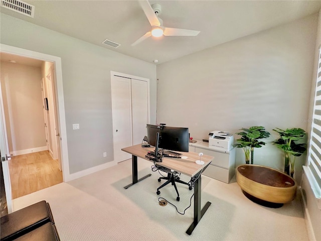 office area with ceiling fan